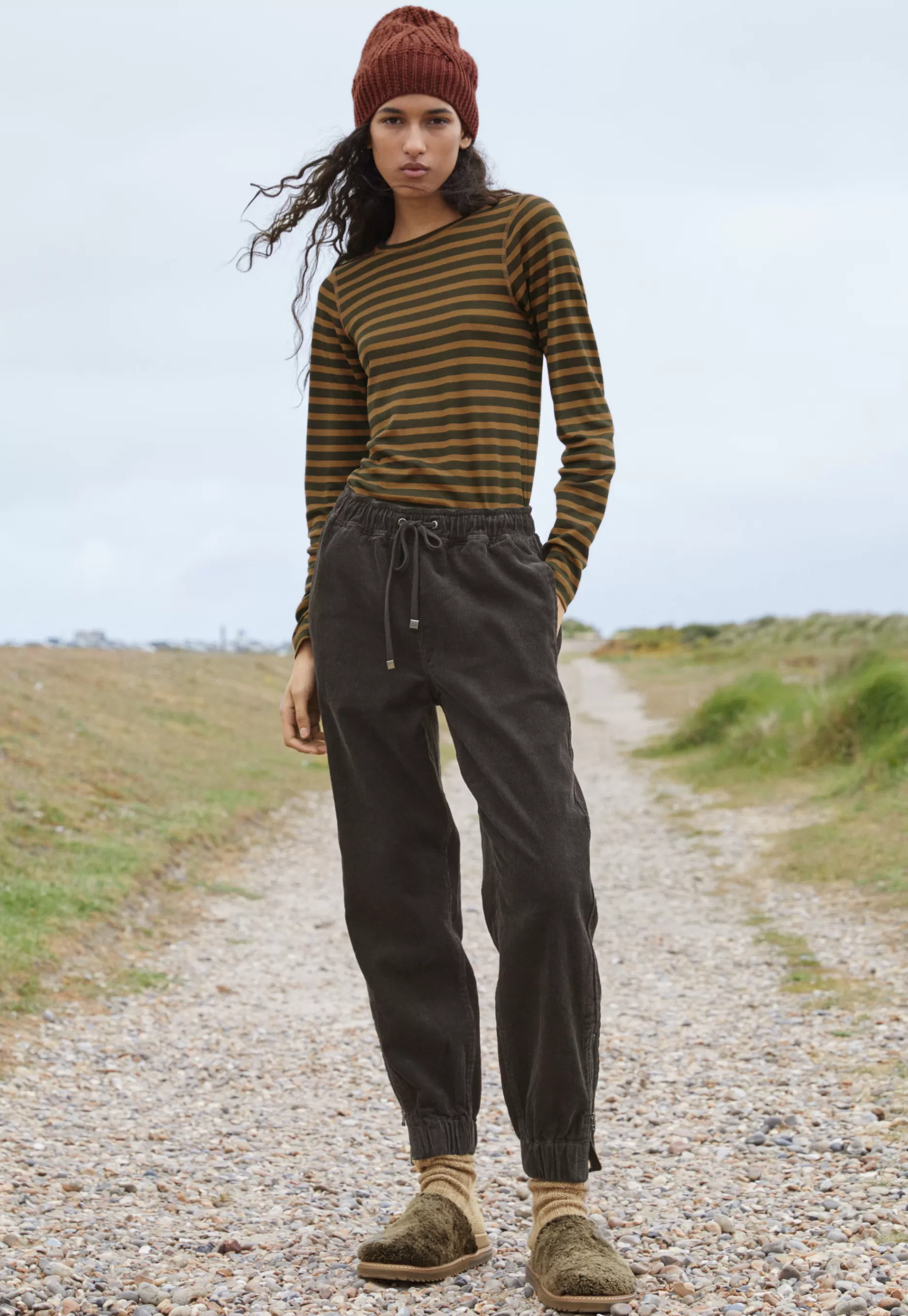 Wrap London Cord Jogger*Women Jeans & Trousers