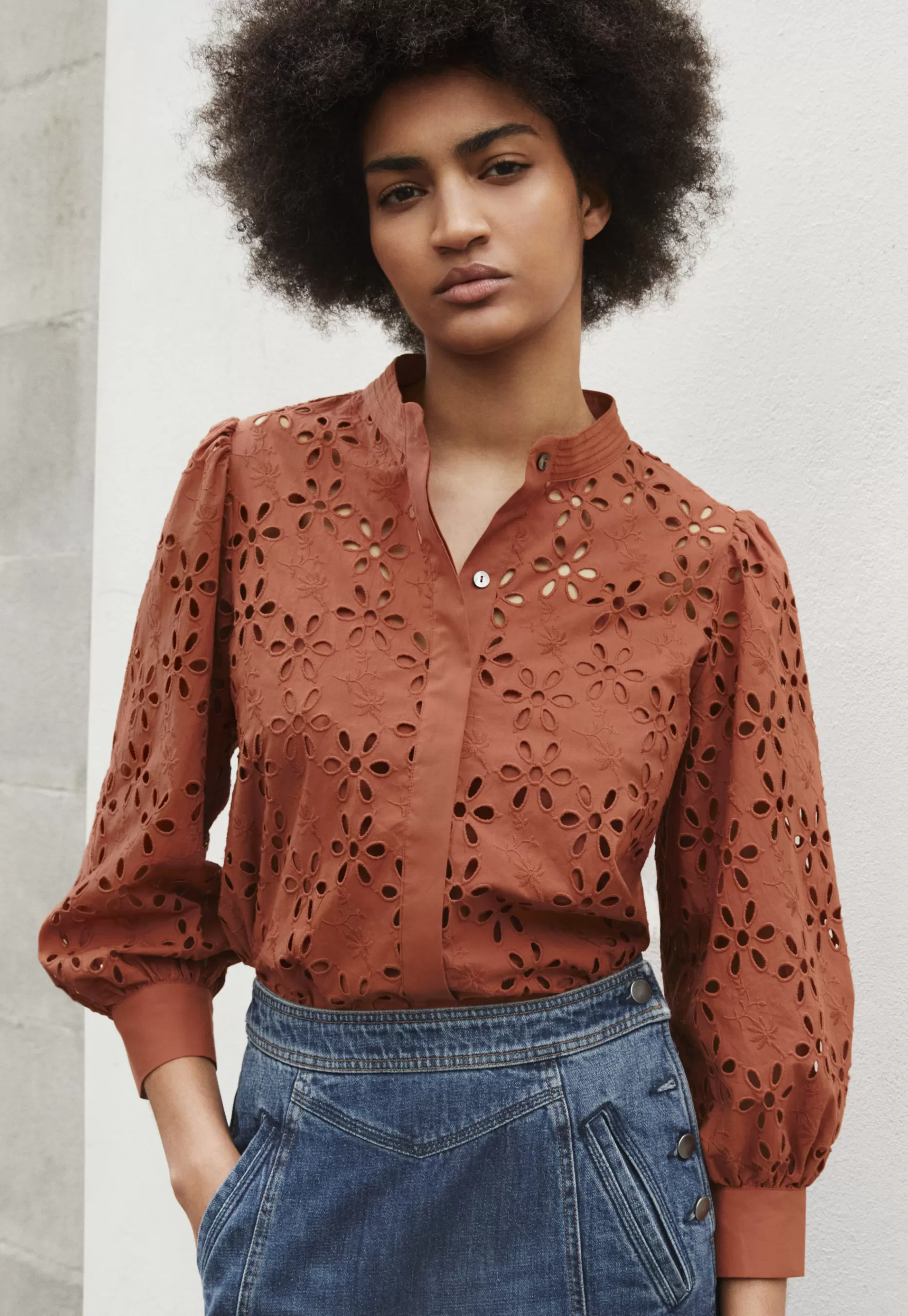 Wrap London Cutwork Blouse*Women Shirts & Tops