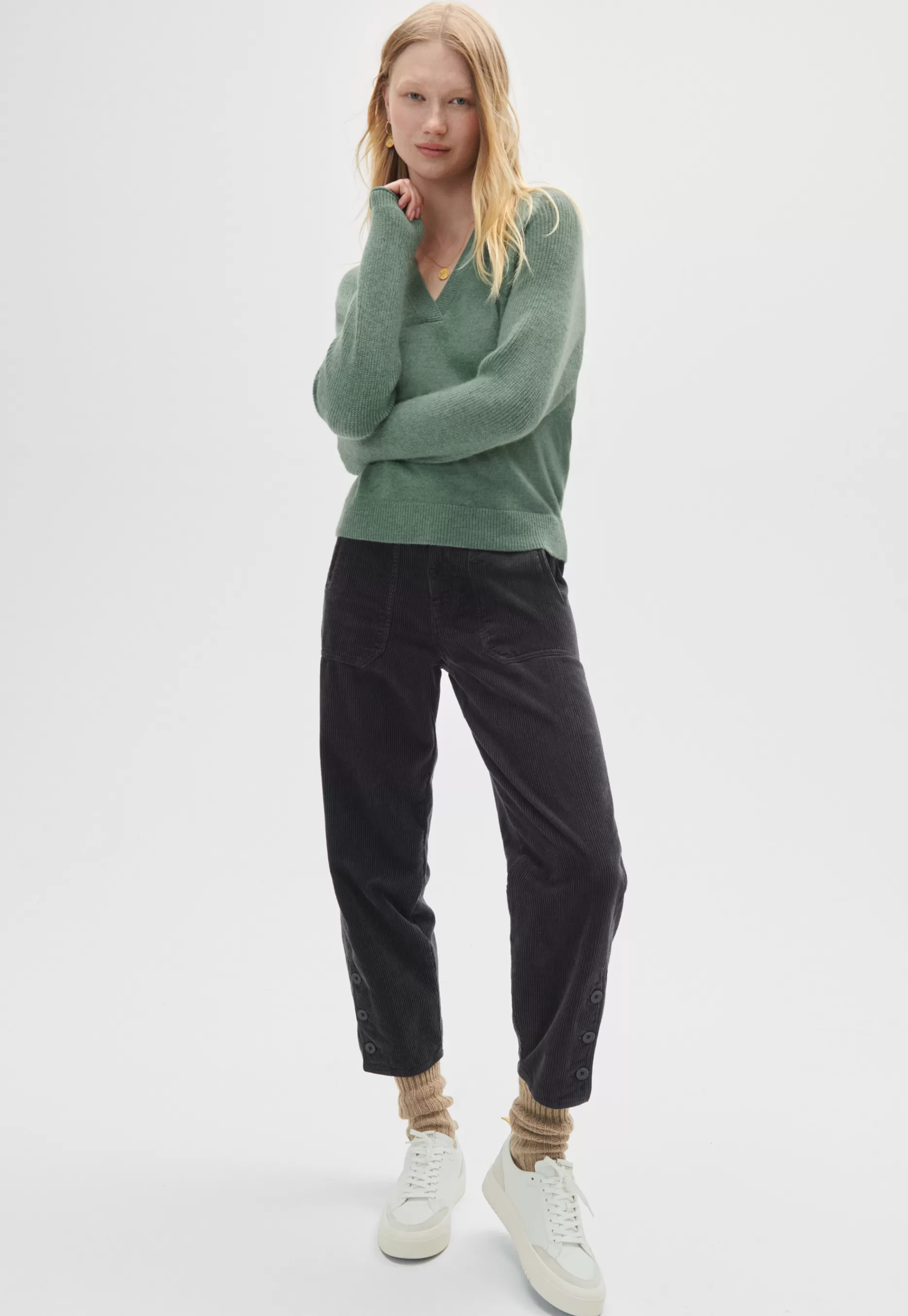 Wrap London Relaxed Carrot Cords*Women Jeans & Trousers