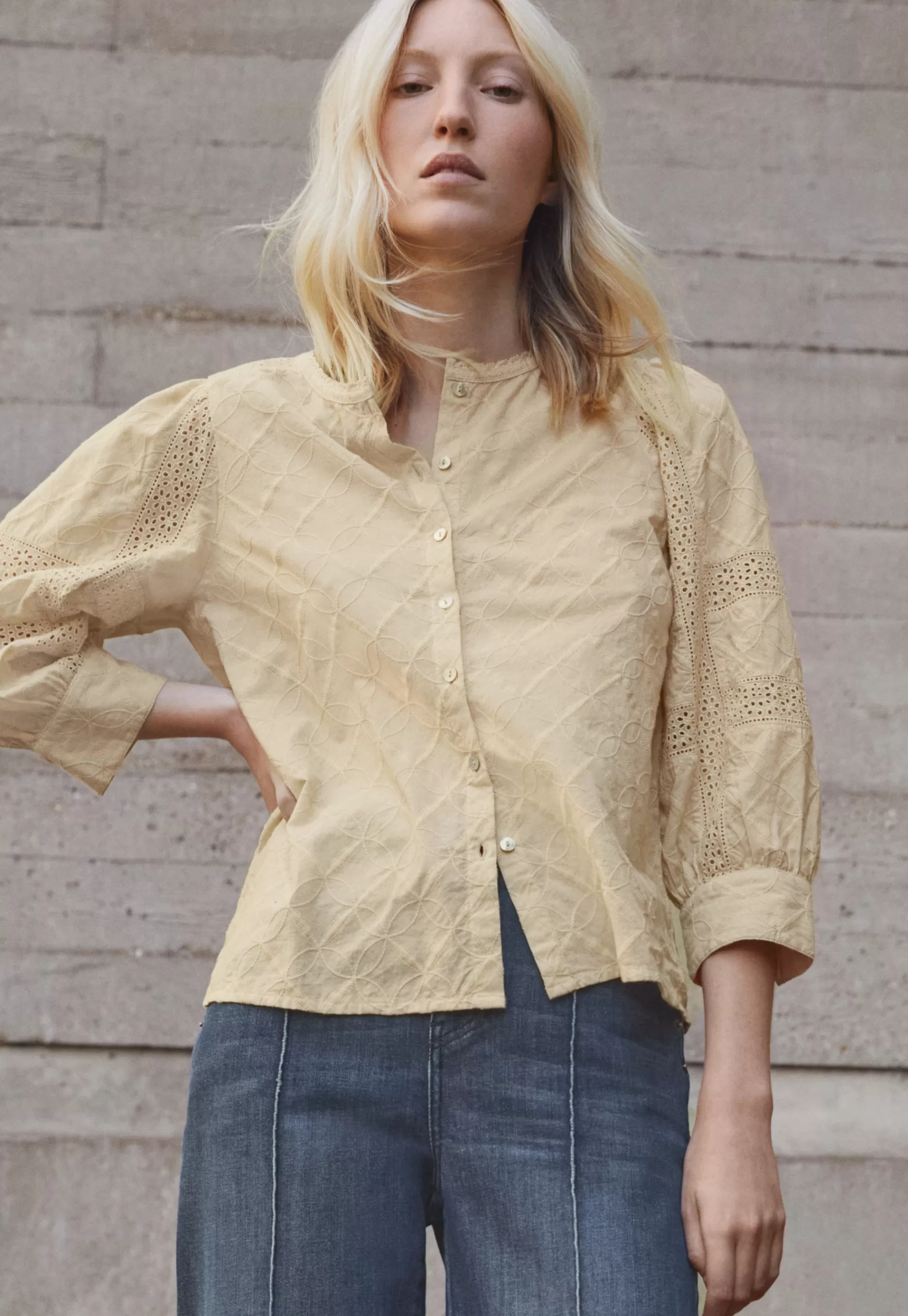 Wrap London Schiffli Blouse*Women Shirts & Tops